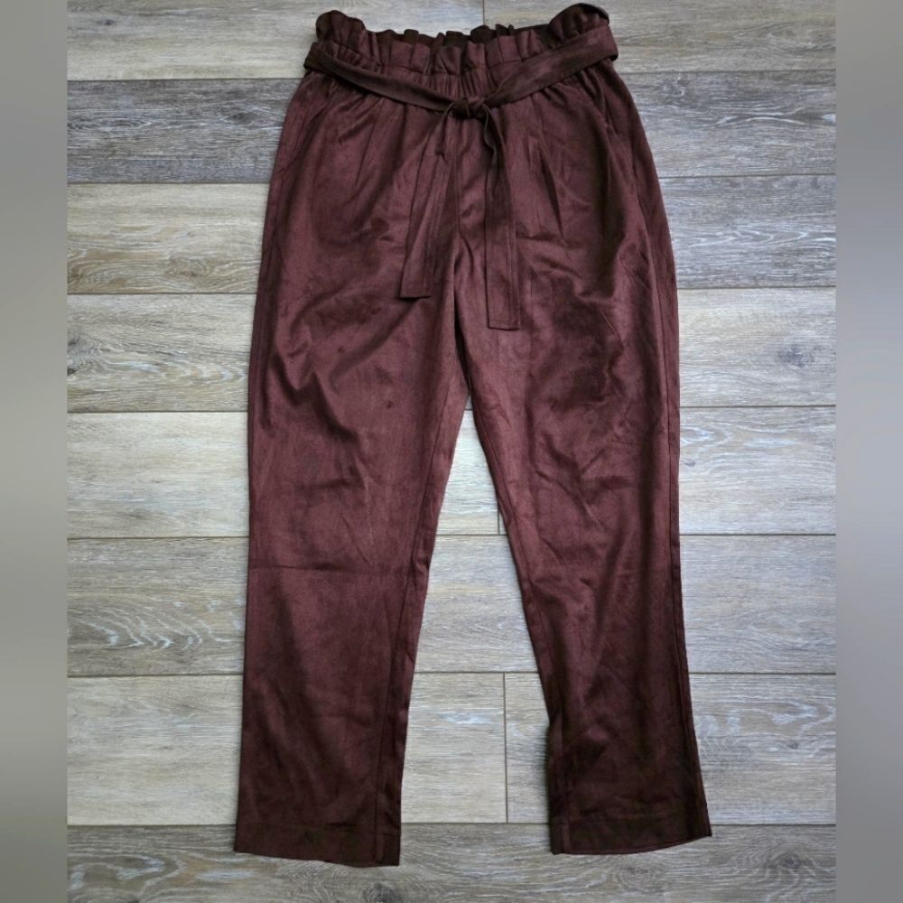 Bagatelle Collection velvet paper bag waist high waist pants stretch pull on med